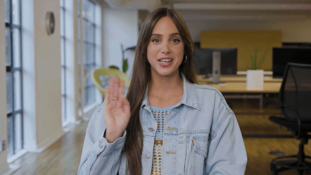 Sarah, AI Interviewer